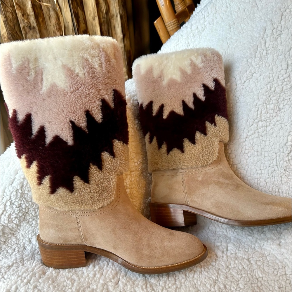 Aquazzura Beige and Cream Zigzag Winter Boots